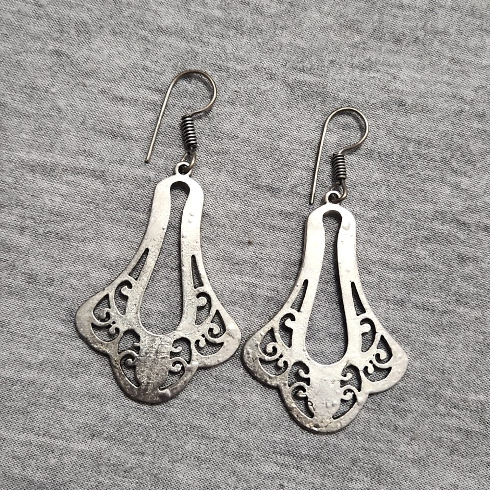 Vintage Handmade Rustic Oxidized Silver Tone Dangly Earrings